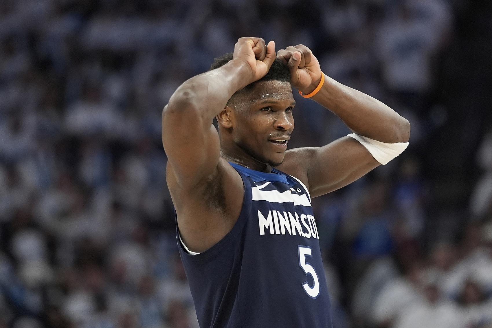前NBA球員：華子得到科比與喬丹的層次 他學(xué)會(huì)背打其他隊(duì)就玩完了