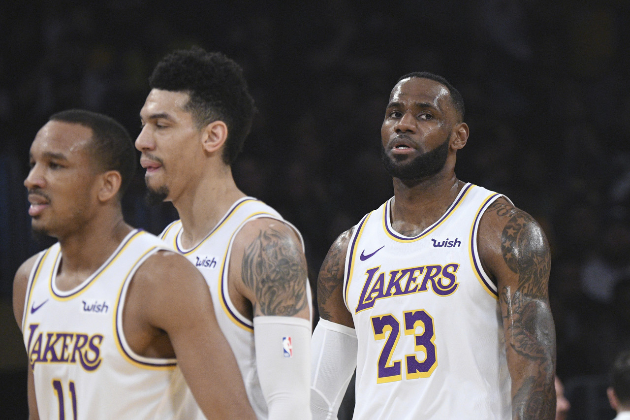 鐵林談與老詹同隊(duì)：既感到榮幸也會(huì)有壓力——主要來(lái)自于球迷