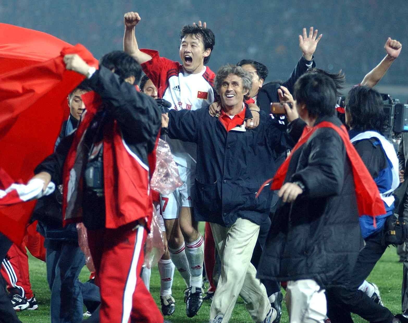 曾率國足兩次輕取印尼，米盧：這次我們會(huì)2-1取勝，一起期待吧