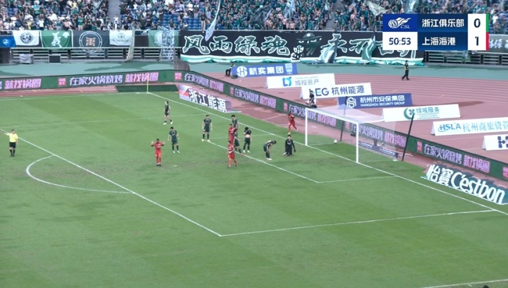 海港2-0浙江！加布里埃爾邊路強(qiáng)突送助攻，萊昂納多輕松推射破門