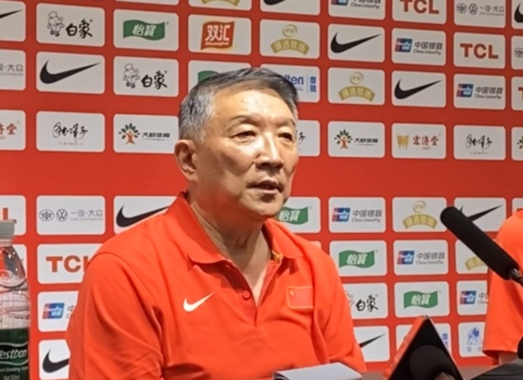 宮魯鳴：李夢(mèng)將因傷無緣亞洲杯12人大名單