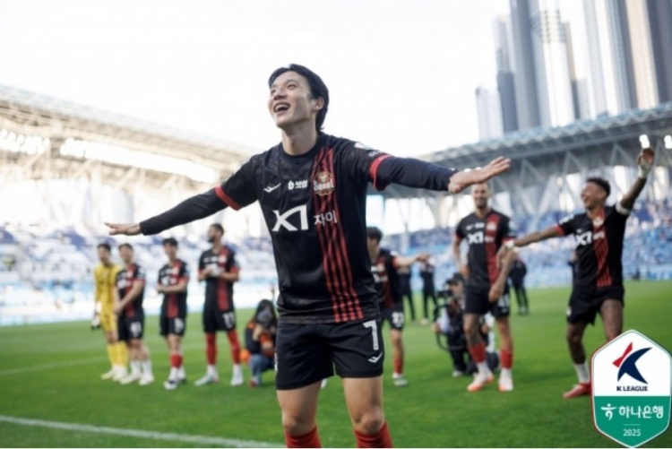 官方：韓國隊球員全晉旴因頭暈退出東亞杯，鄭承原入替