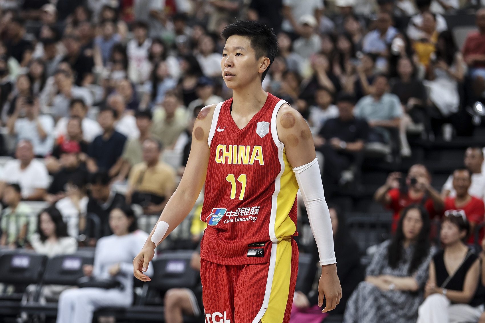 增加時間調狀態(tài)！黃思靜出戰(zhàn)19分55秒拿到8分6板2斷 正負值達+21