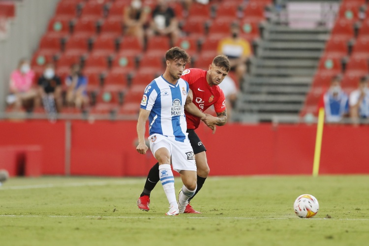 西班牙人隊(duì)長(zhǎng)：為何皇馬常獲點(diǎn)球？因?yàn)樗麄儗?shí)力強(qiáng)進(jìn)攻威脅大