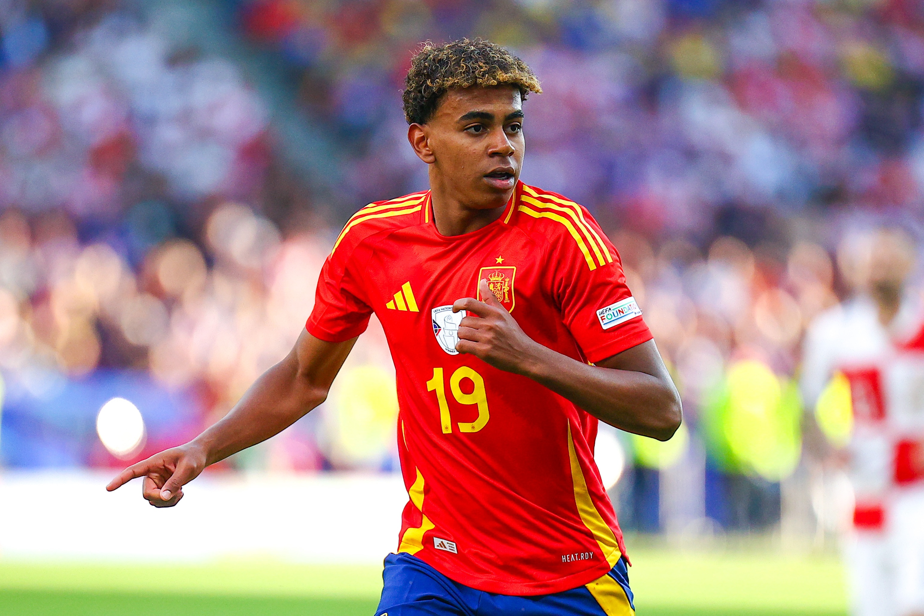 世體：西班牙時隔11年重返FIFA排名榜首，上次是2014年6月